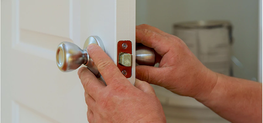 AAA Locksmiths For lock Replacement in El Centro, California